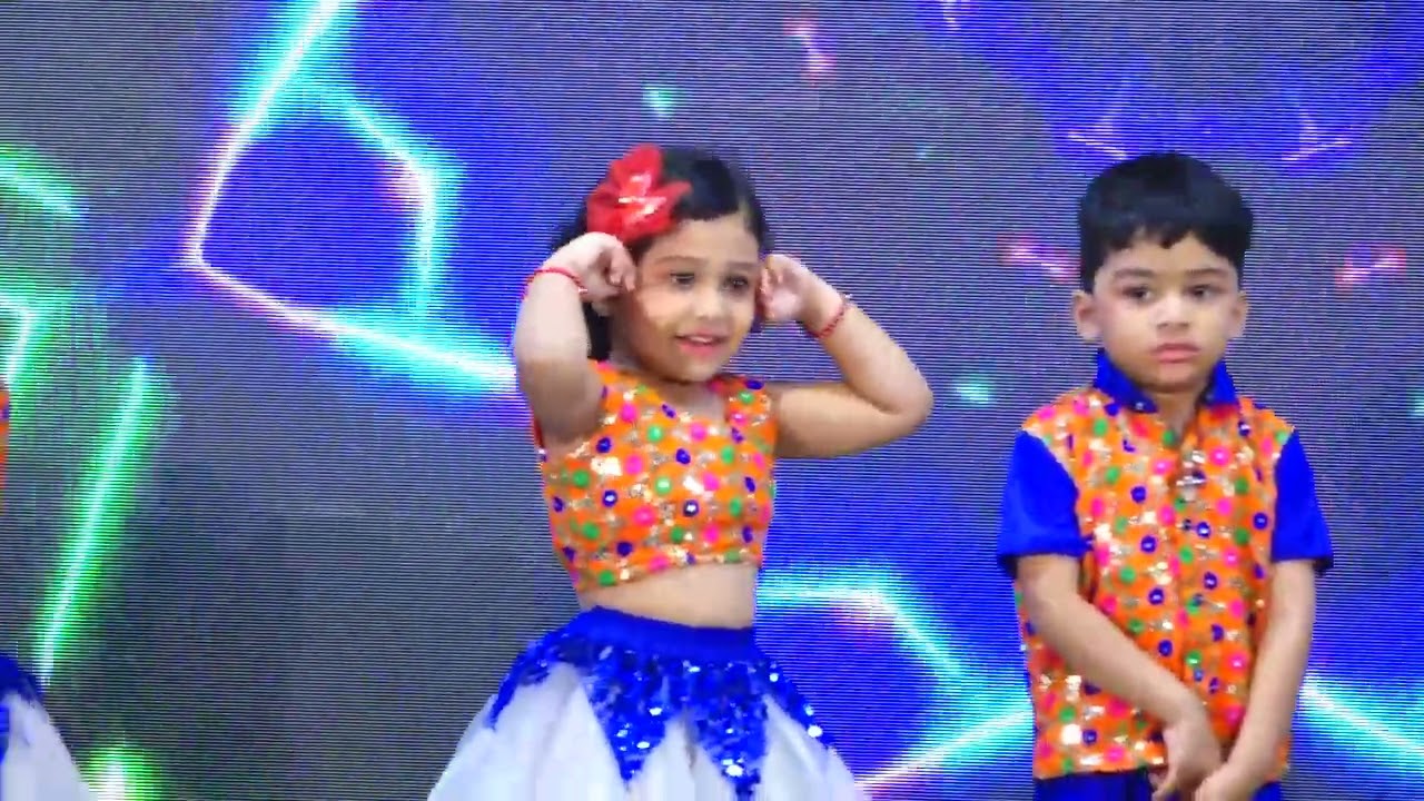 1st dance...🤠( Triveni 🏫)