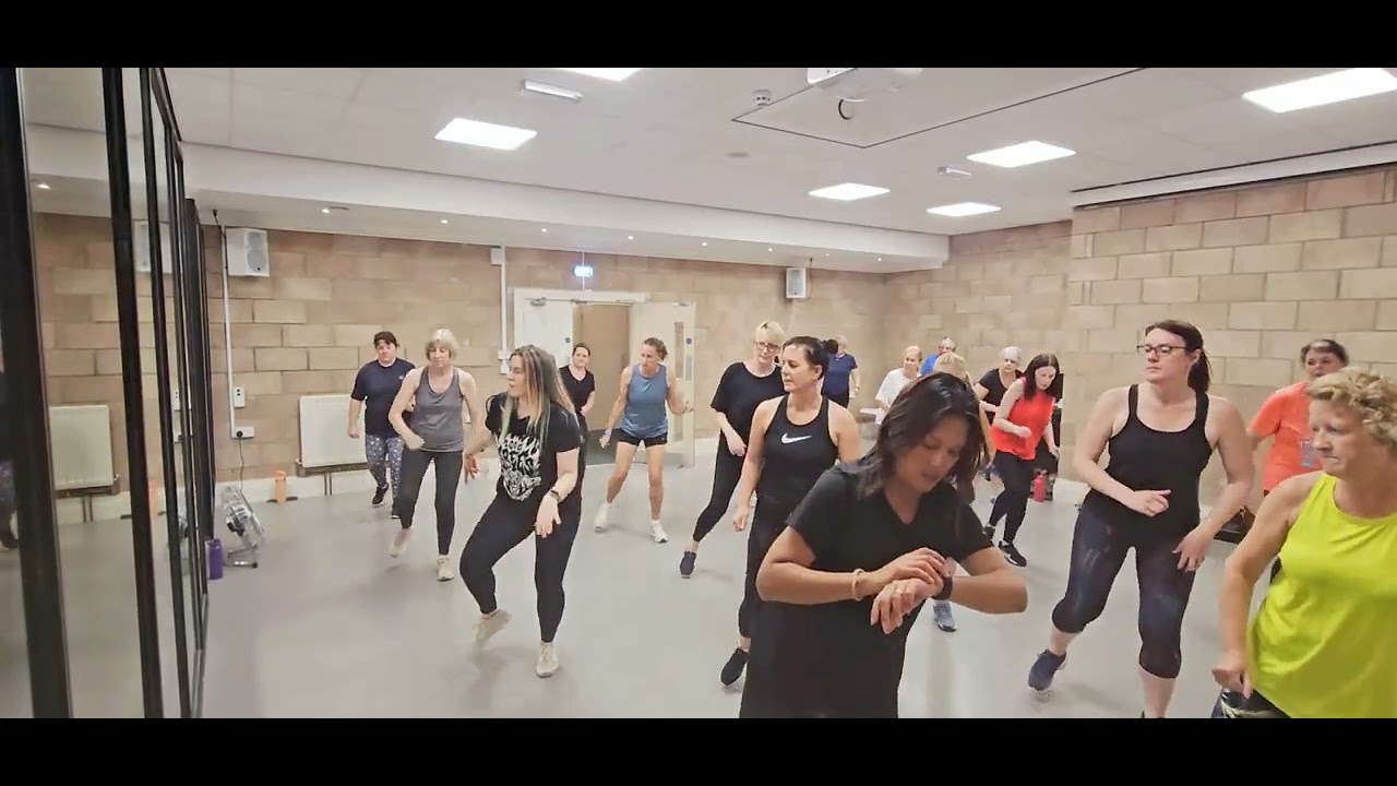 ZUMBA  |  WARM-UP  |  DJ DANI ACOSTA  |  CRUISIN