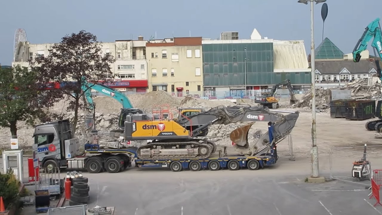 CENTRAL CLUB COURTS POLICE STATION DEMOLITION UPDATE 25/07/2025 KENT ROAD BONNY STREET
