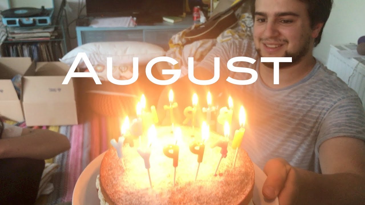 August - Pretentious Monthly Scrapbook 2017