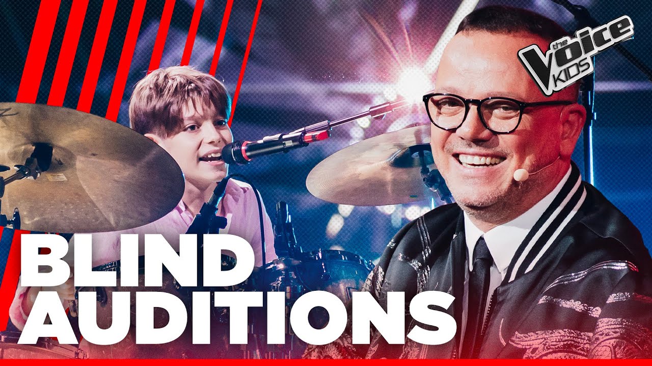 GIGI interroga LUIGI dopo “Message In A Bottle” | The Voice Italy Kids | Blind Auditions