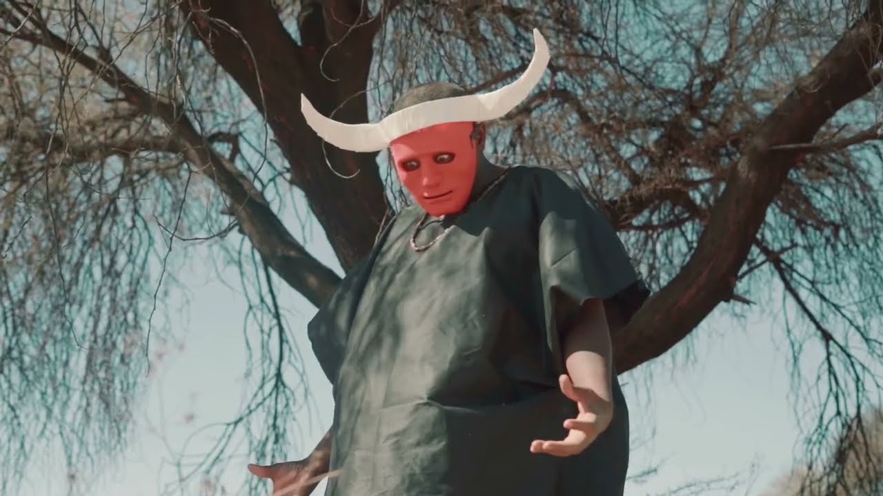 Menos_TANDAVALE_Ft Kachazi (Official Music Video)