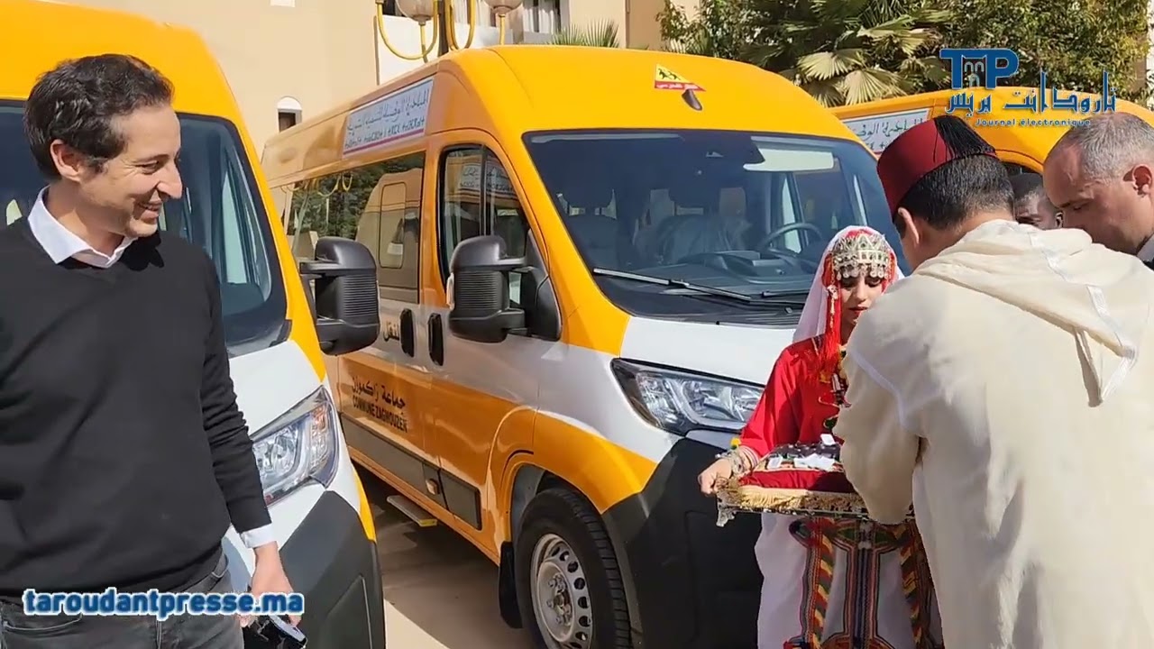 بالفيديو.. جانب من مراسيم تسليم حافلات النقل المدرسي لفائدة رؤساء الجماعات المستفيدة.