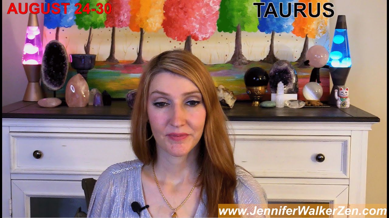 TAURUS OMG! THERE IS SOMEONE WHO IS VERY OBSESSED WITH YOU!