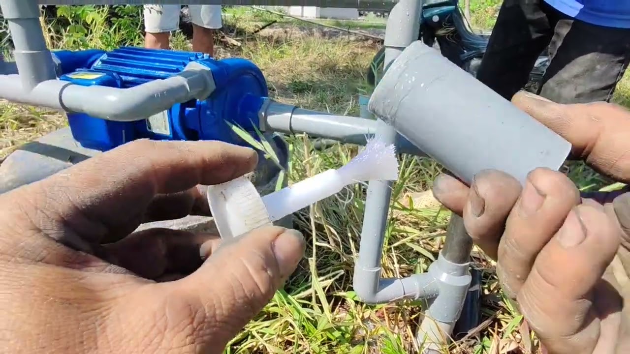 Lắp motor hai đầu bơm cho giếng khoan ống 60 đã bỏ lâu năm 