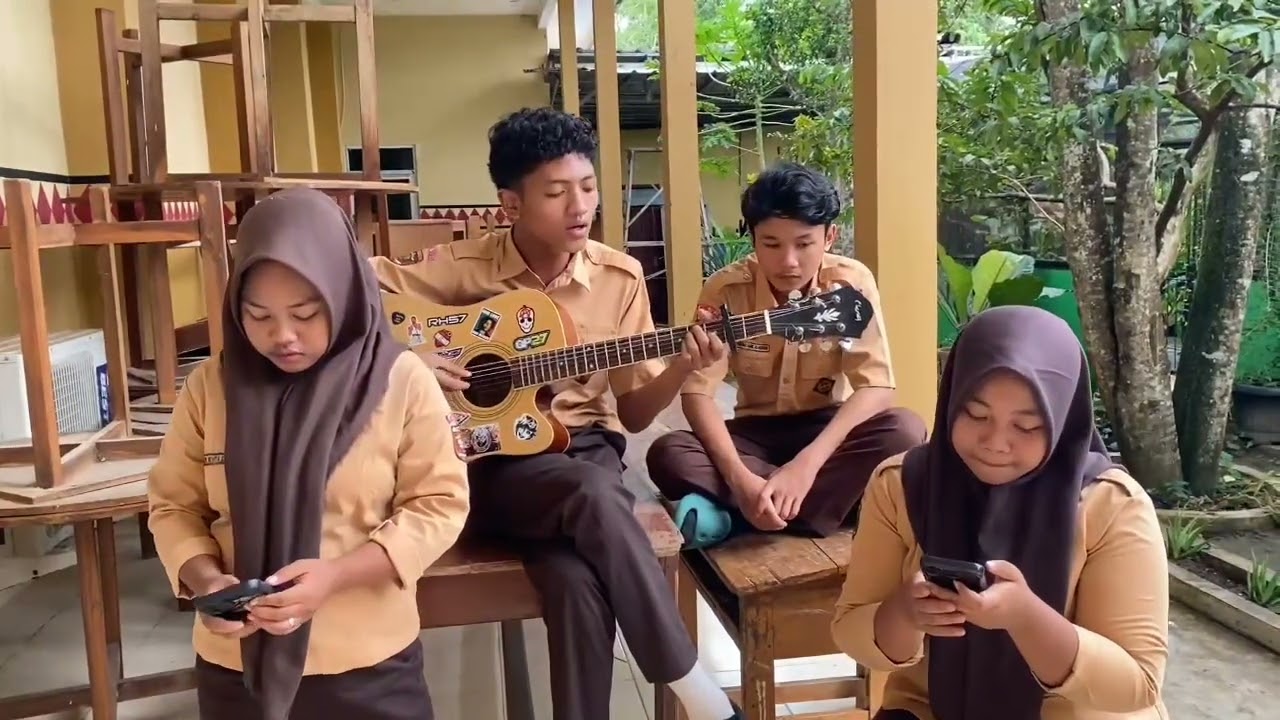 musikalisasi puisi kelompok 1