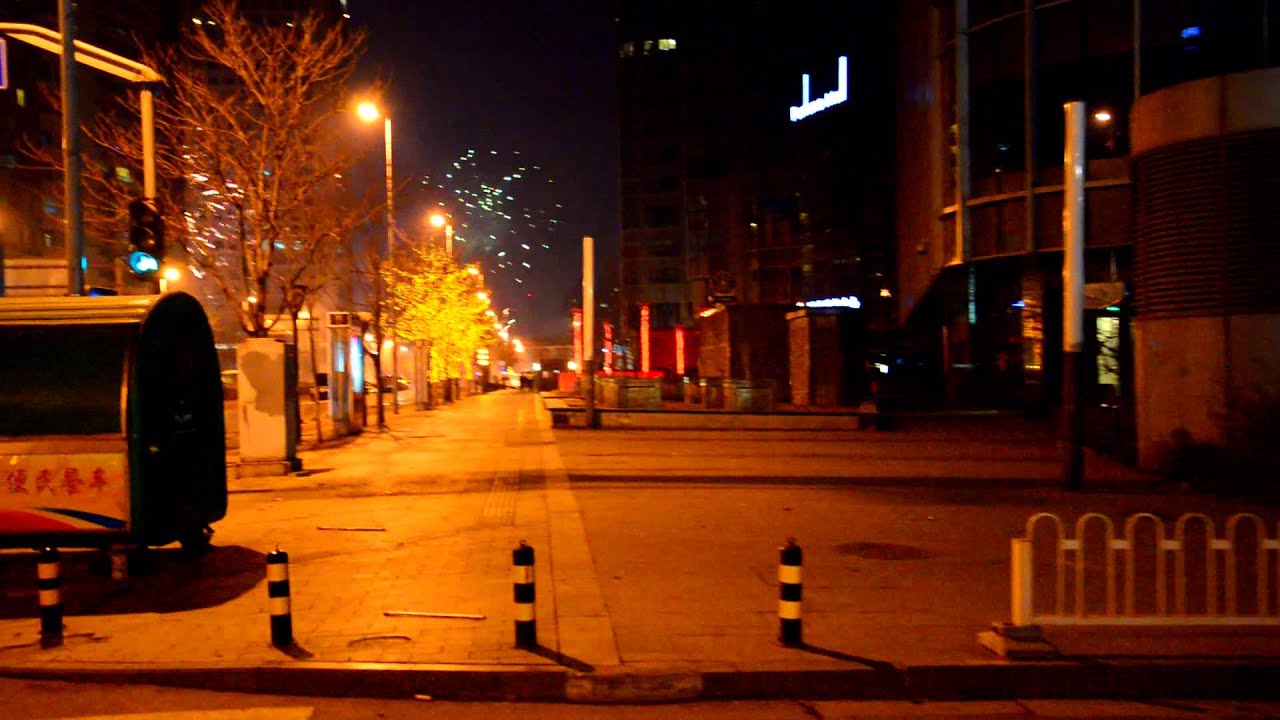 2013 Chinese New Year Beijing Fireworks.MOV