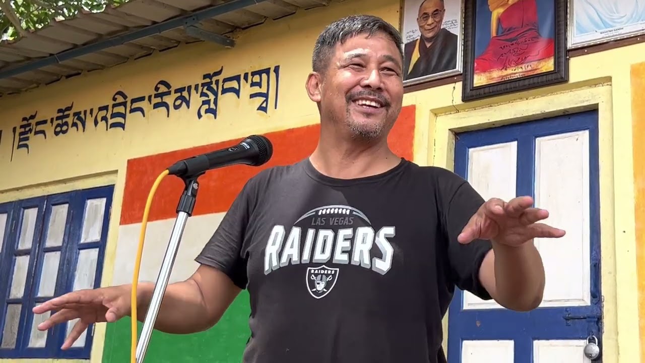 རྒན་ཡེ་ཤེས་རྒྱལ་མཚན་ལགས་ནས་འདི་གའི་སློབ་མ་རྣམས་ལ་གཏམ་བཤད།