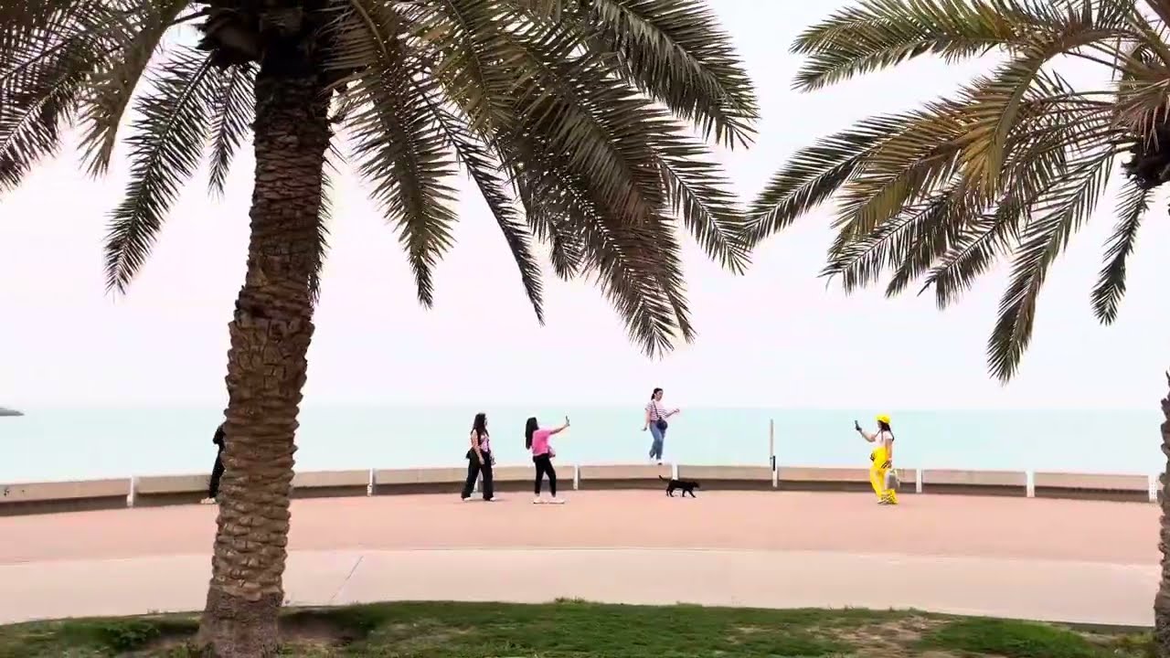 Kuwait Log 11:  Marina Mall Seaside Park Walk Sakmiya Kuwait