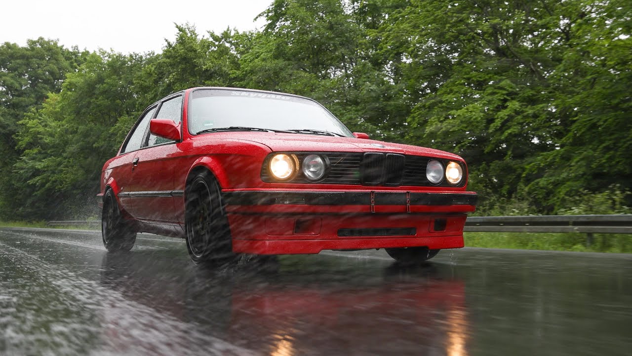 RED WET BMW E30 [4K] | Carporn | stancelovemedia