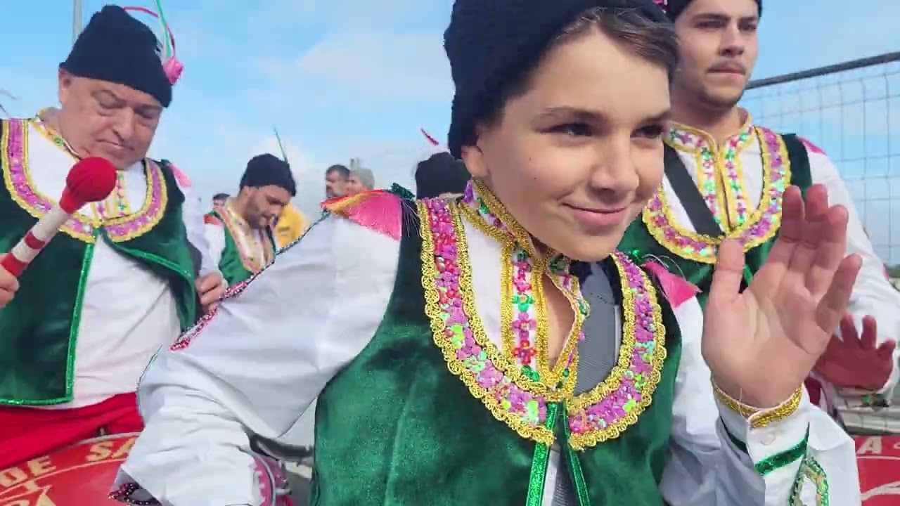 bateria escola de samba Costa de Prata arrancada Carnaval de Ovar 2024