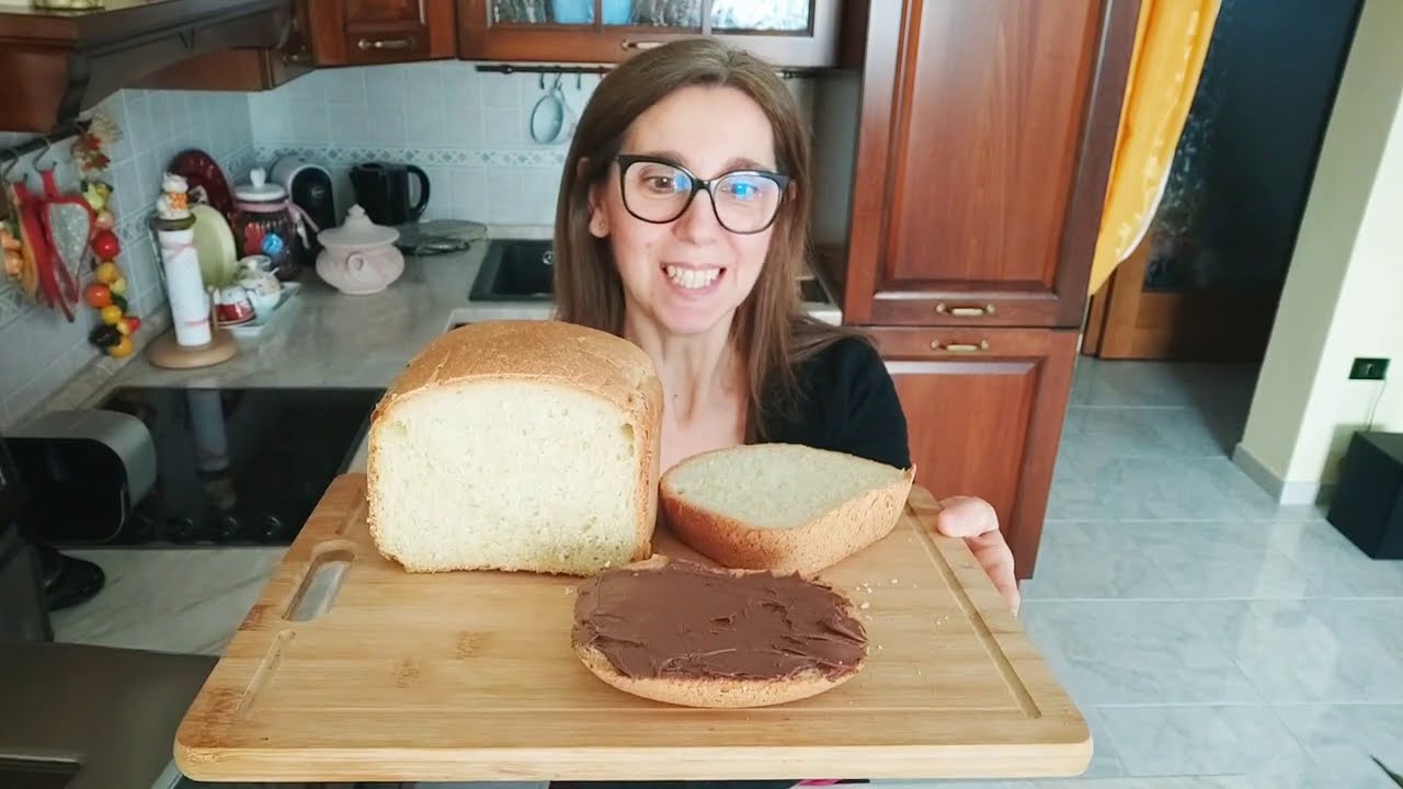 Rcetta del PANE DI SEMOLA croccante con la  macchina del Pane della Calmdo