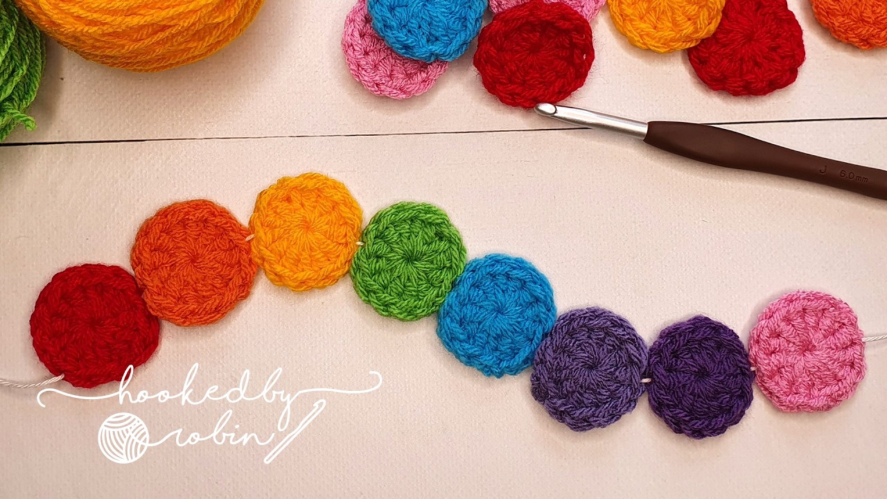 Crochet Circle Polka Dot Garland / Bunting