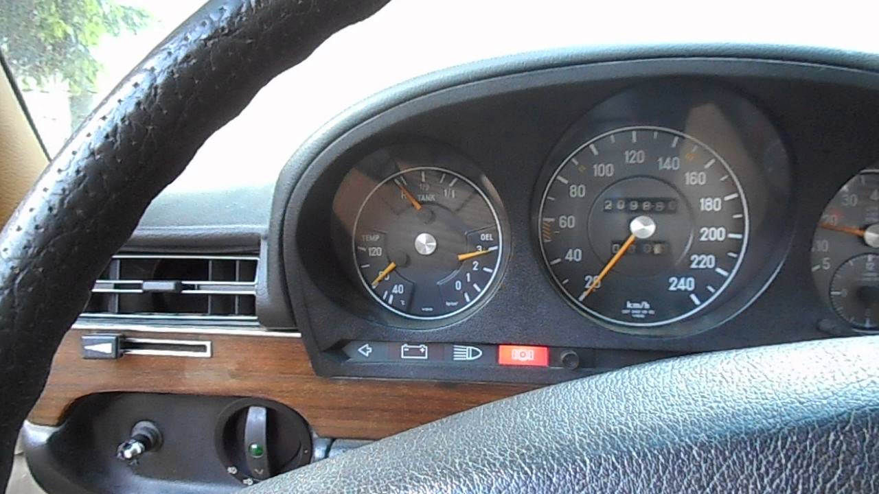 Mercedes w116 350 se uruchomiony po 33 latach.