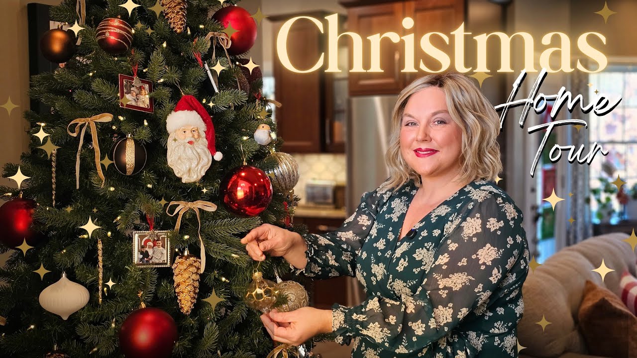 Simple and Cozy Christmas Home Tour 2025. Timeless Decor I Use Year After Year.
