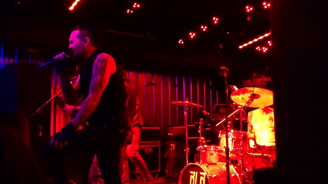 Adema w/ Ryan Shuck - Giving In