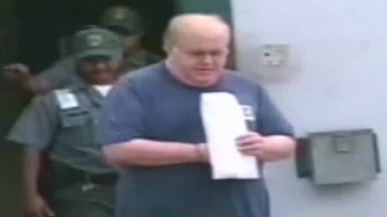 Former boy band manager Lou Pearlman dies in prison, report says