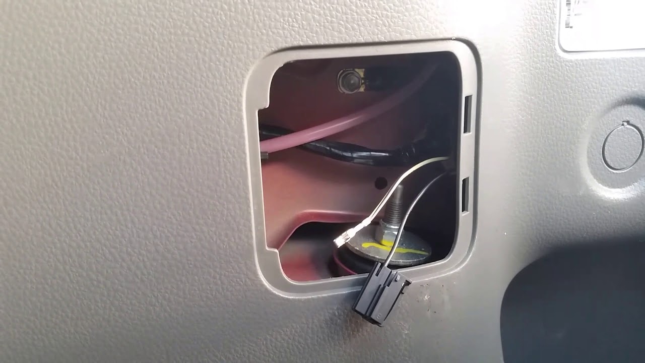 Gniazdo Zapalniczki W Bagażniku Suzuki Sx4