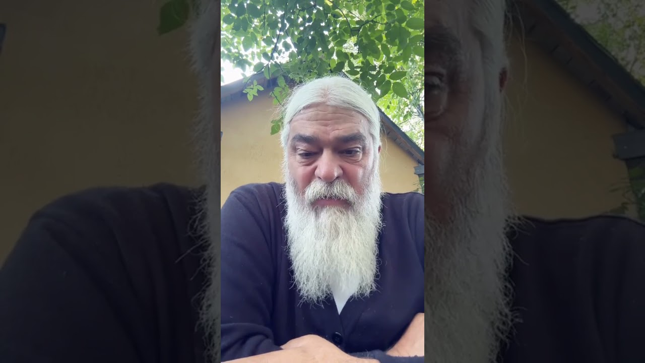Ce &icirc;nseamnă botezul ortodox și de ce trebuie făcut timpuriu - Pr. Calistrat