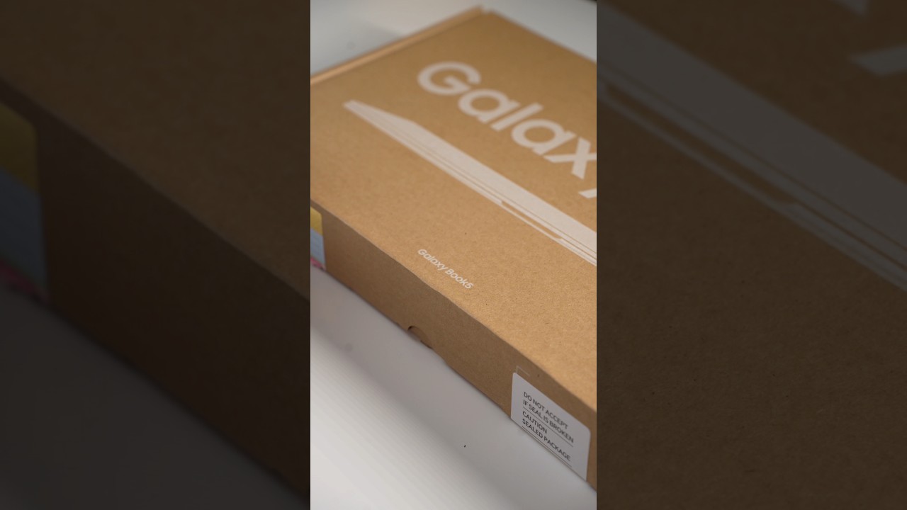 Unboxing - New Samsung Galaxy Book 5 (2025)