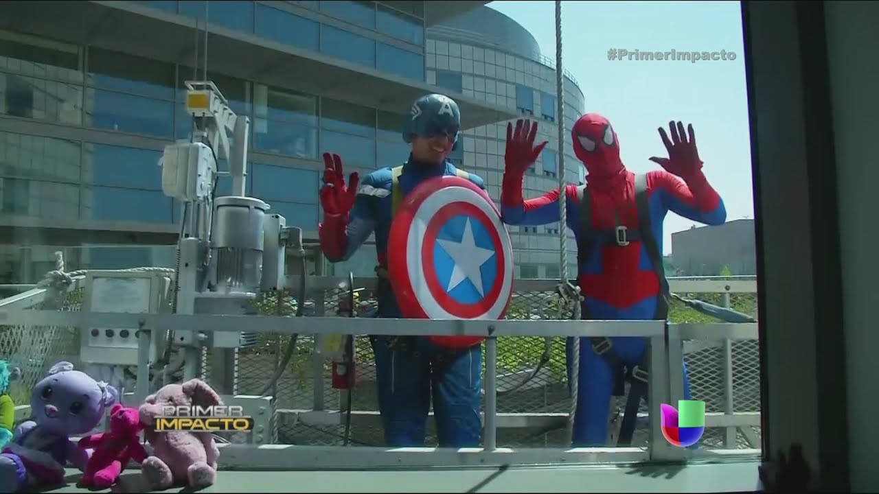 Súper héroes se reunieron en un hospital infantil de California