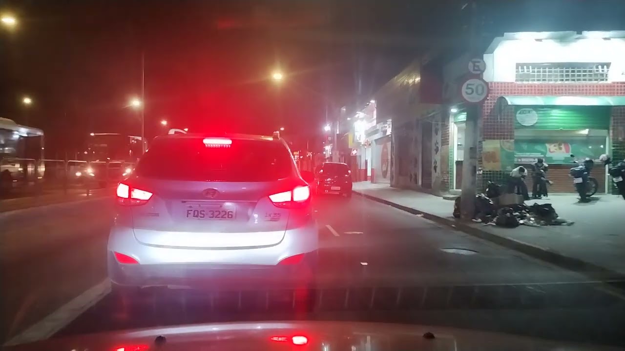 Dirigindo pela zona sul de São Paulo
