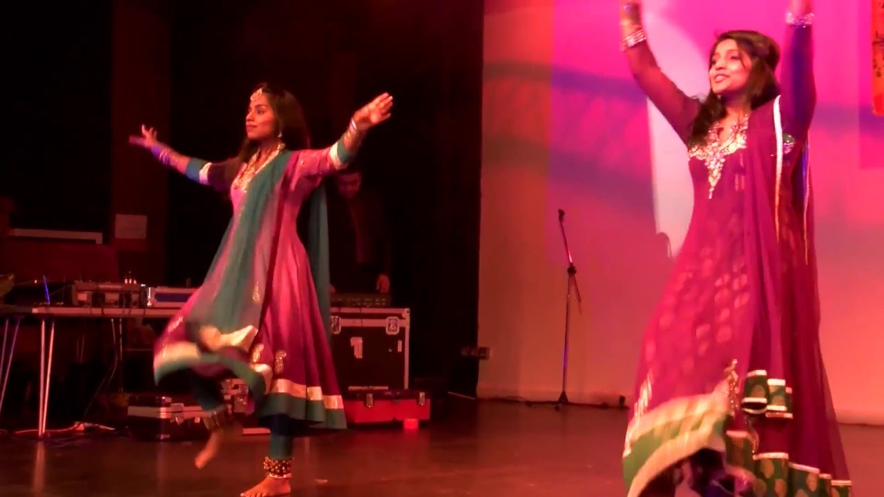 Vande Mataram : Thai Mannai Vanakkam  Dance