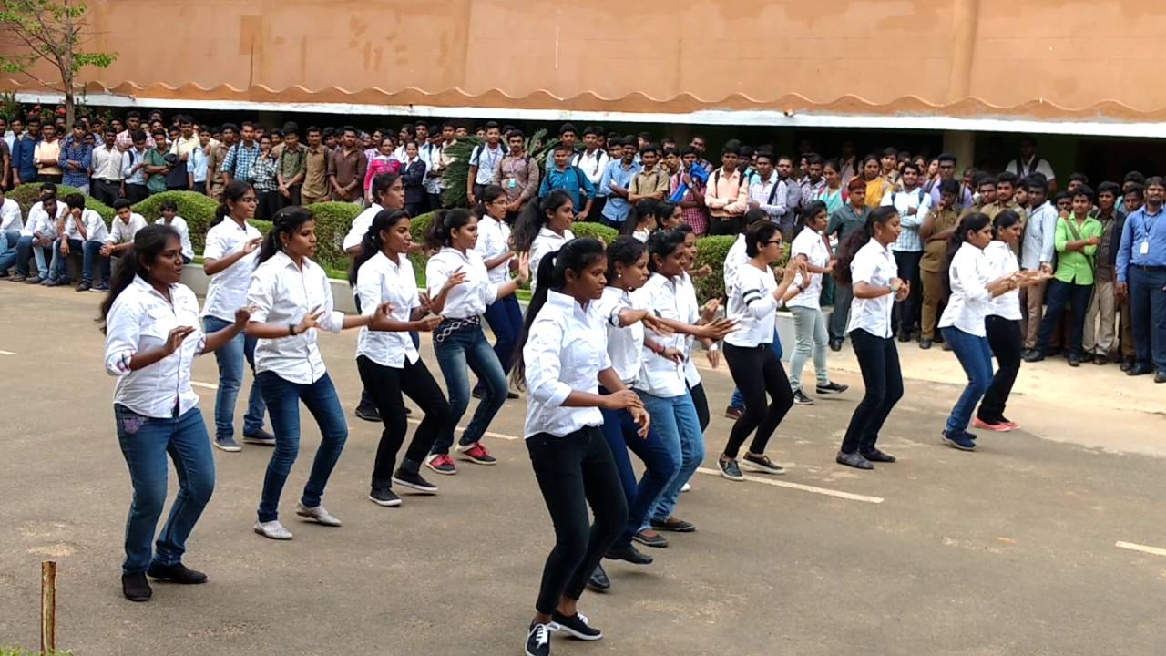 Vel tech flash mob 2016