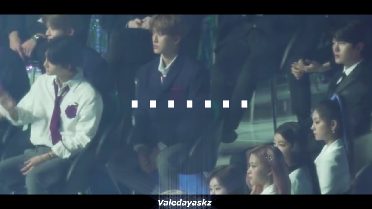 HYUNJIN & YEJI MOMENTS AT 