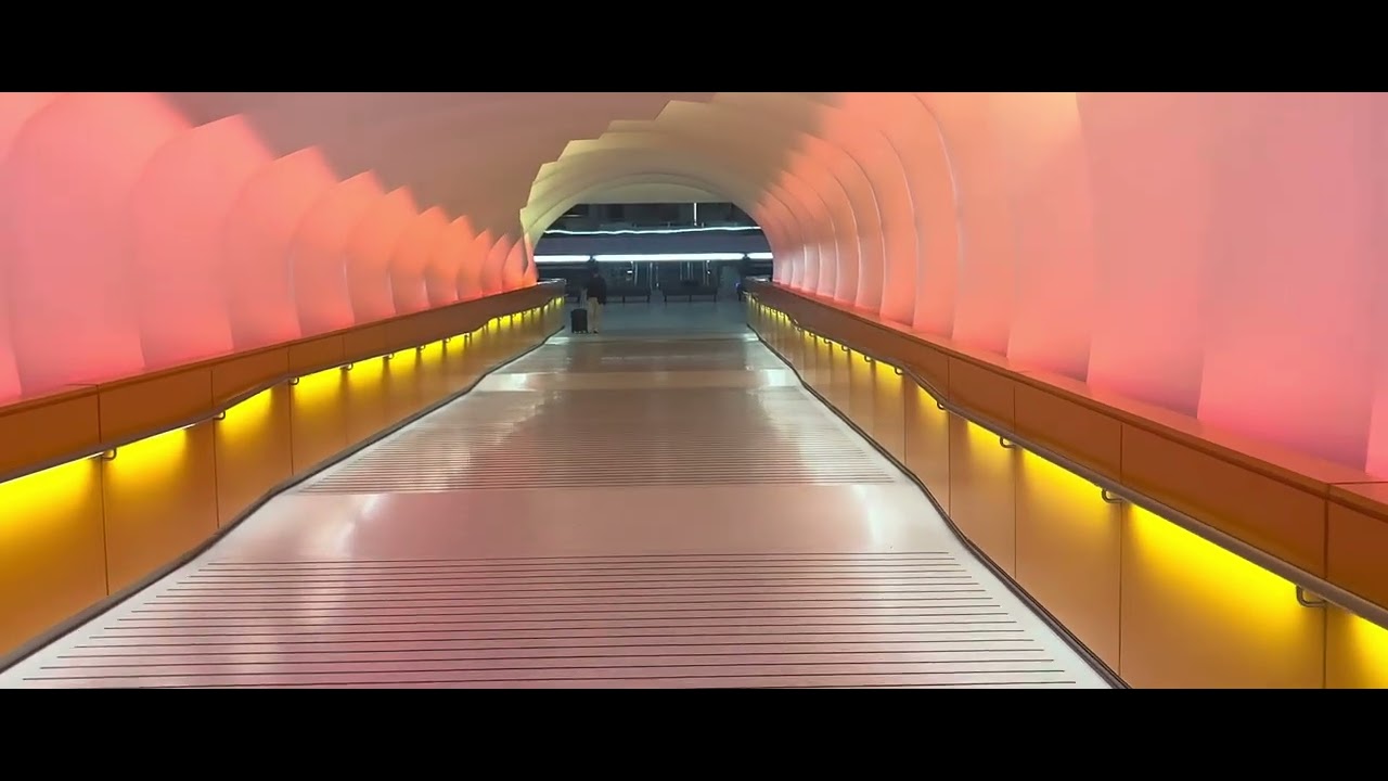 Tunnel at Pittsburgh international airport 