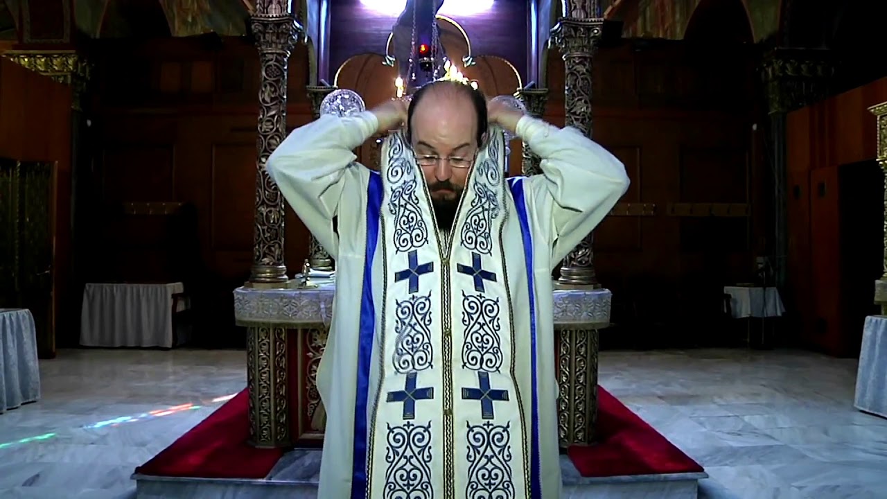 Paramentação do sacerdote - Rito Bizantino