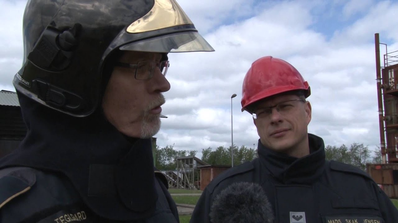 Blanding af X-m&aelig;rket stof med vand - del 1