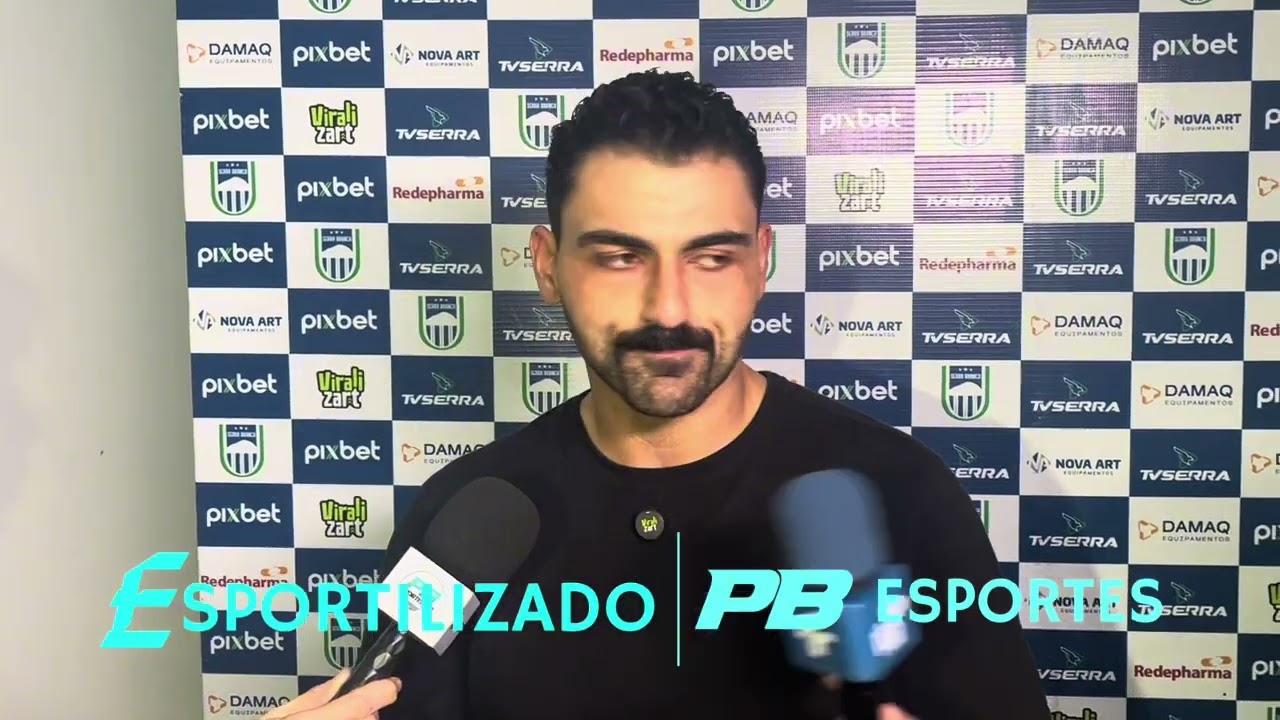 Treinador Roberto Maschio