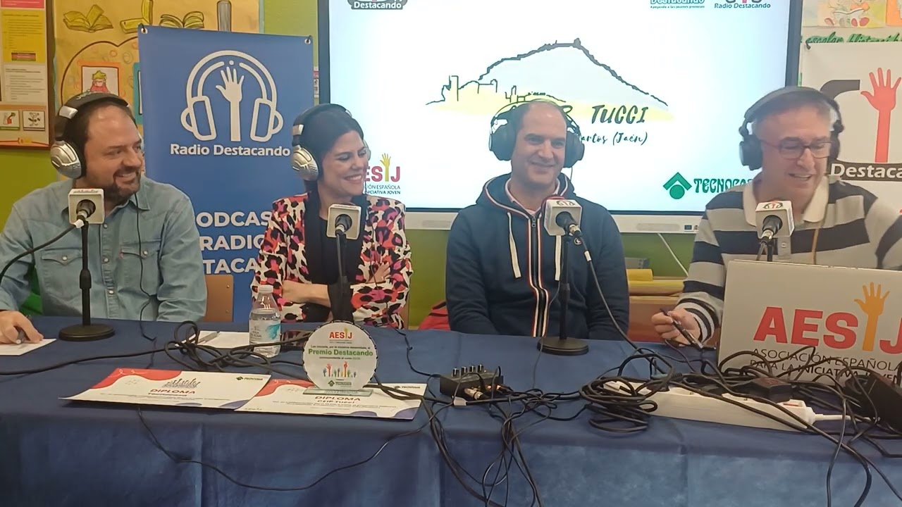 Abel Agüera, Gema Lara y Antonio Ángel Miranda · CEIP Tucci · Martos.