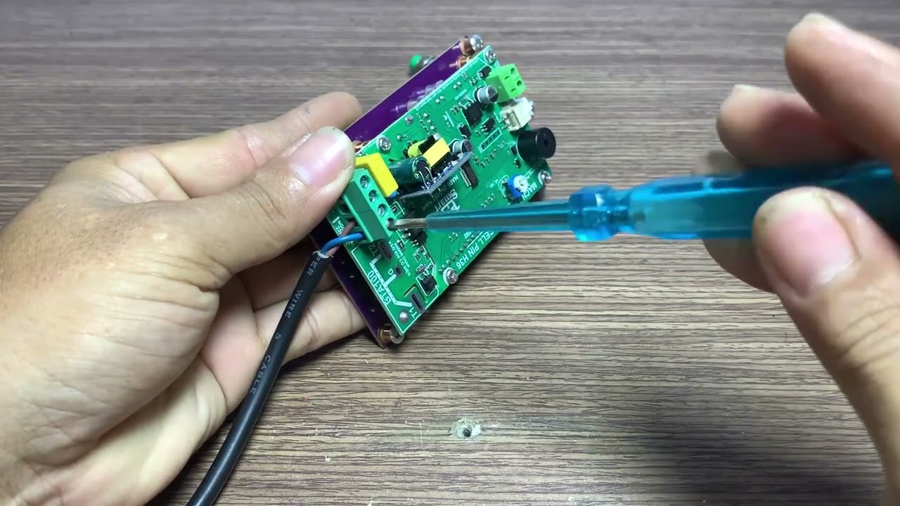 Gắn mạch xung kép cho máy hàn cell
