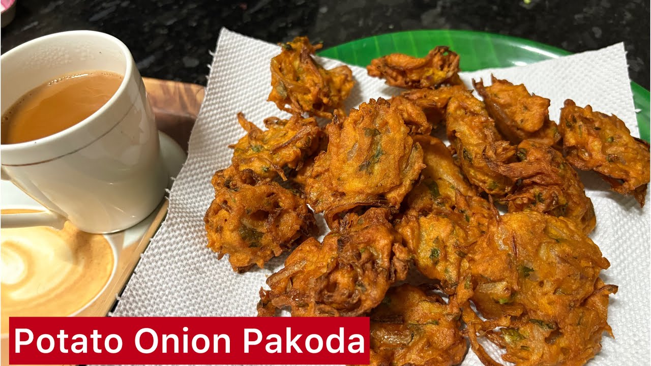 Aloo Pyaaz ke Bajiya | Potato Onion Pakode | Tea time snacks
