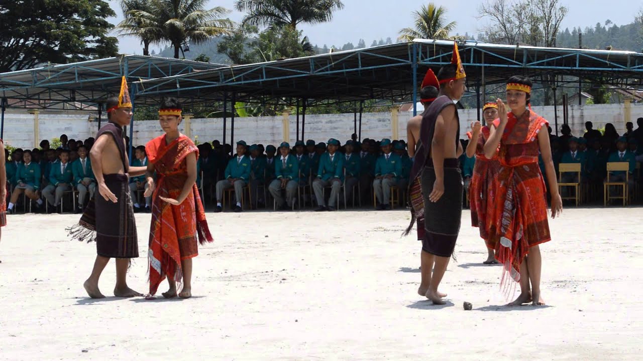 TORTOR MARHUSIP SMAN 3 TARUTUNG