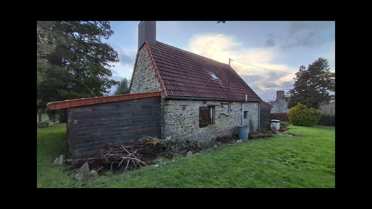 A Simply Divine Rural Cottage with South Facing Lawns and Terrace for Entertaining -€158,000