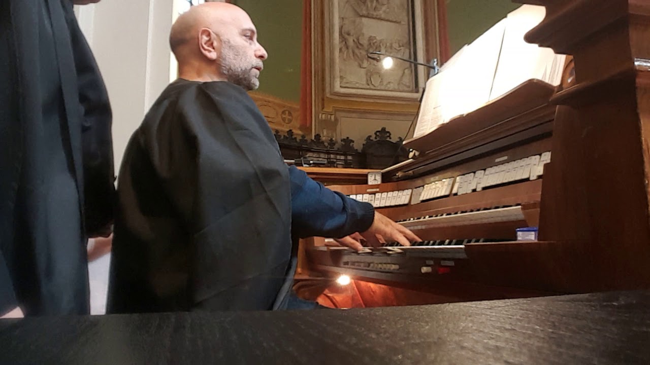 LE TUE MANI - ORGAN ROTATION
