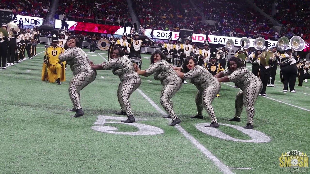 Alabama State Honey Bees ( Field Show Routine )@ Honda Battle Of The Bands 2018