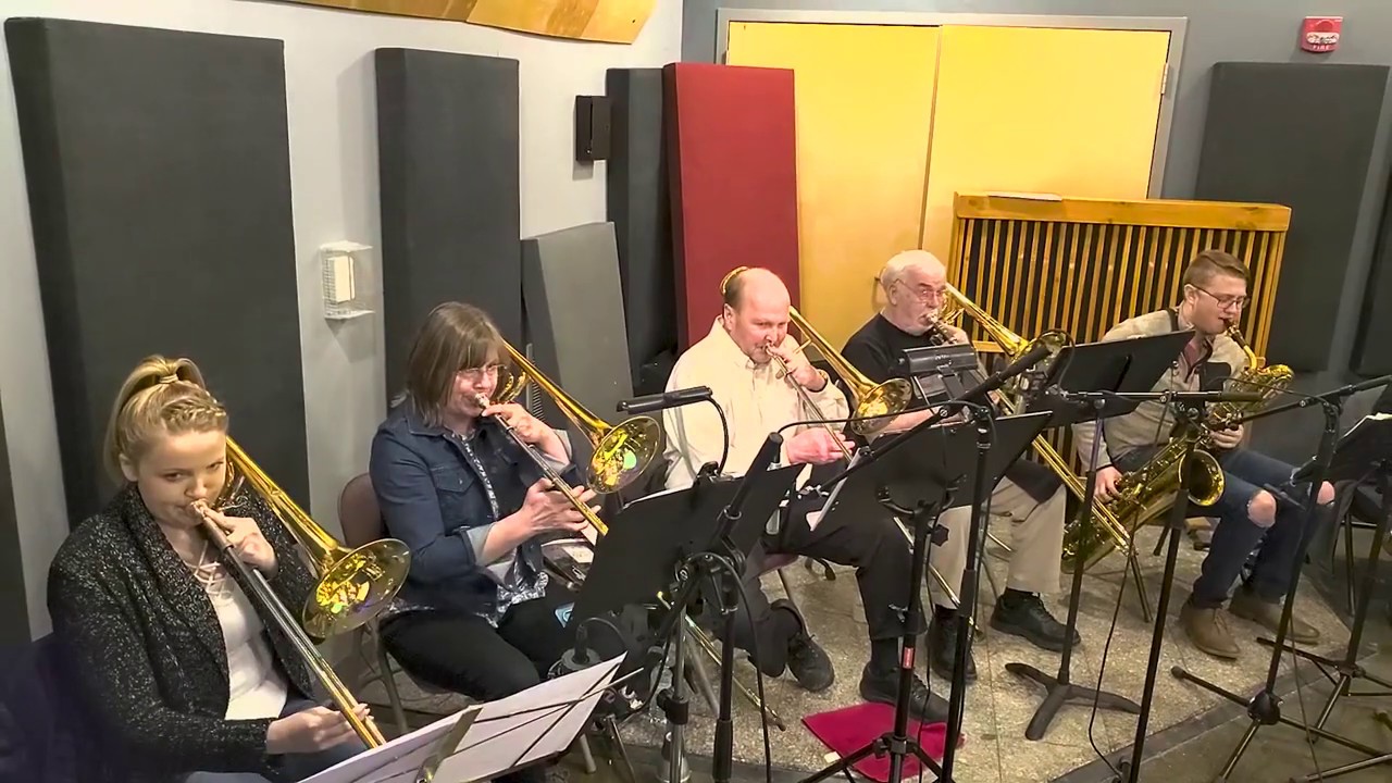 Groovin Hard - Twisted Swing Big Band-arranged by Dave Barduhn