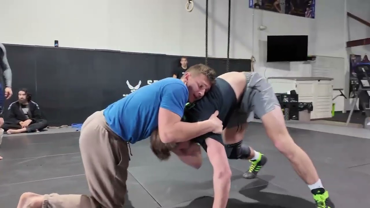 Wrestling rounds 