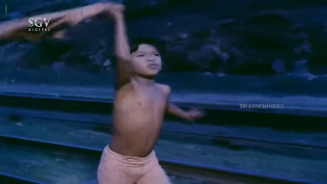 ಟ್ರೇನ್ ನಿಲ್ಲಿಸಿ ಸಾವಿರಾರು ಜನರ ಪ್ರಾಣ ಉಳಿಸಿದ ಬಾಲಕ ಪುನೀತ್ | Bhagyavantha Movie | Puneeth Rajkumar Scene