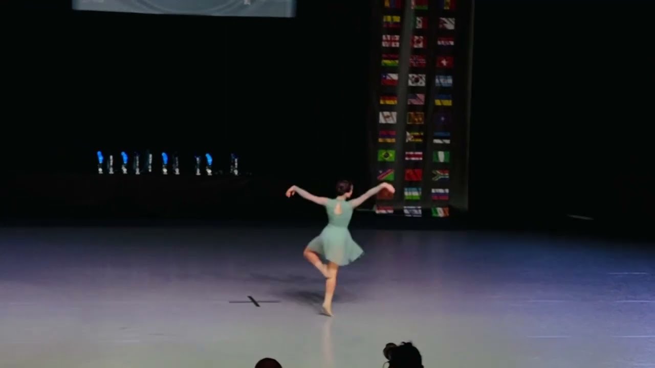 STELLA TOZON -  IDO WORLD CHAMPION 2022 IN SOLO MODERN / CHILDREN
