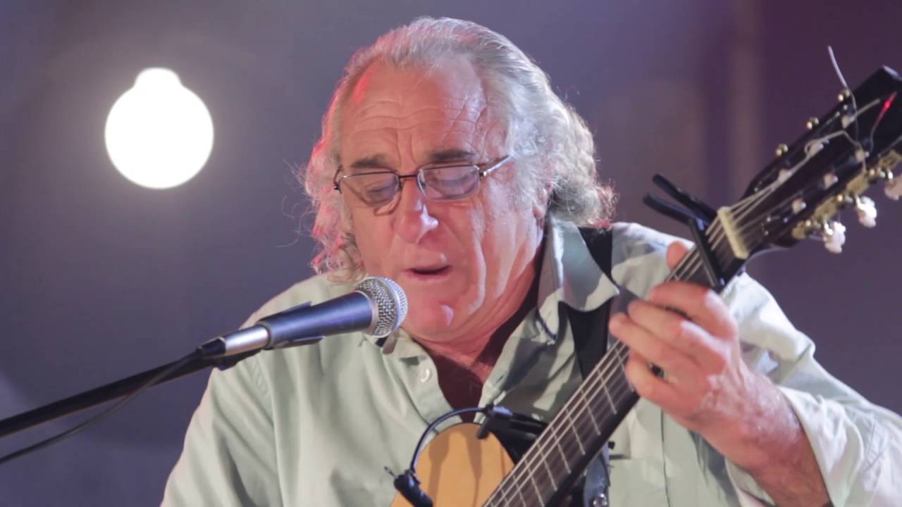 ABEL GARCÍA - ''Bichito de luz'' (HD) - Autores En Vivo // Ciclo 7