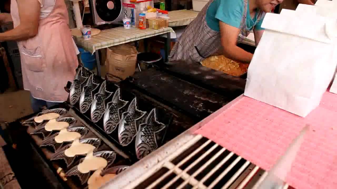 お千代保稲荷 たいやき 伊藤商店 『たい焼きが焼けるまで』