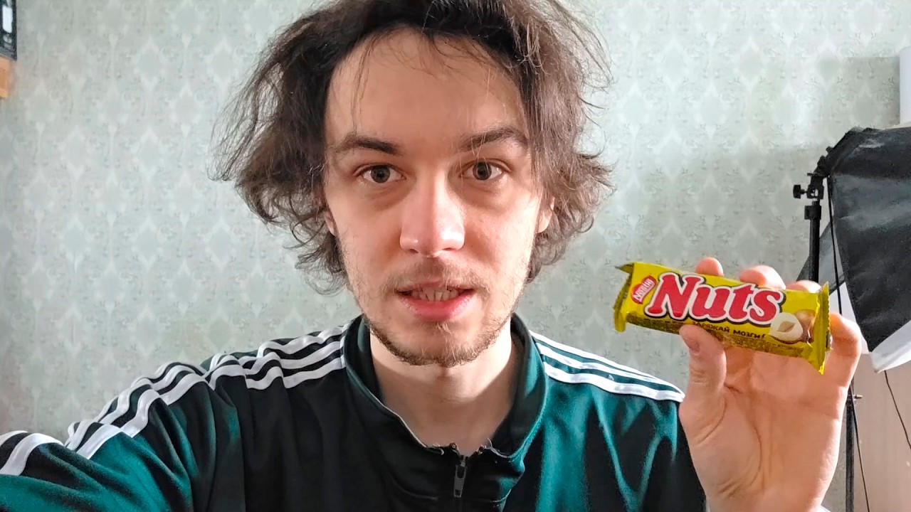 NUTS ИЛИ BOUNTY - КАКОЙ БАТОНЧИК ВКУСНЕЕ?