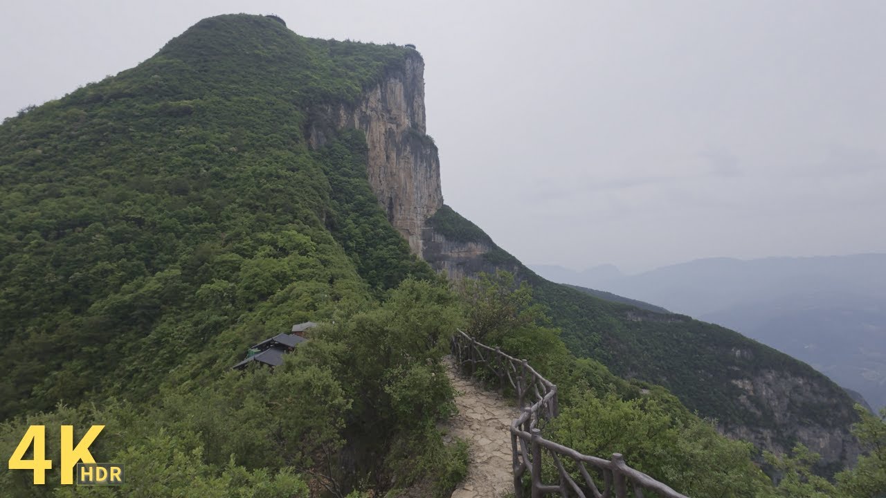 徒步奉节三峡之巅，轻舟已过万重山，重庆奉节｜4K HDR