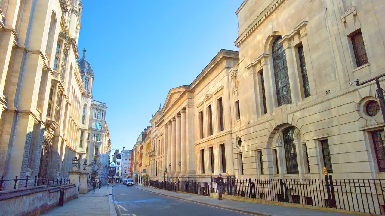 Walking London’s Chancery Lane & Fleet Street incl. Passages & Side Streets | 4K | Mar 2021