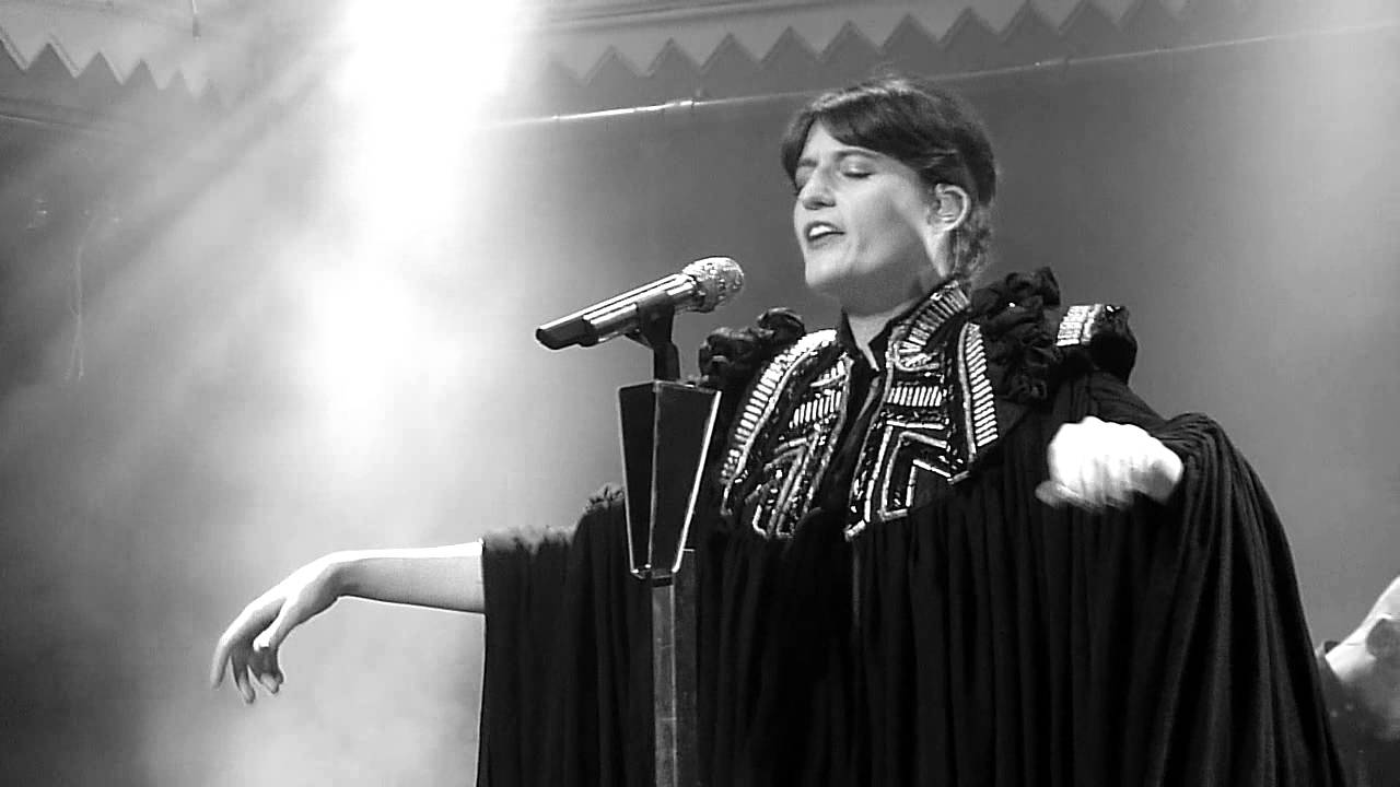 Florence + The Machine - Only If For A Night @ Paradiso Amsterdam